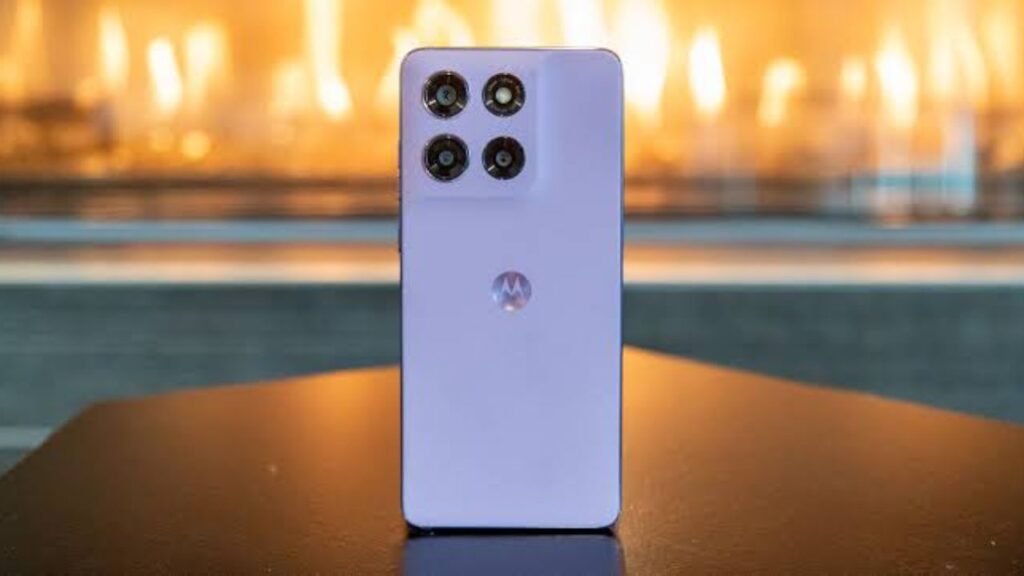 Moto G Stylus 5G design with integrated stylus and rear camera module